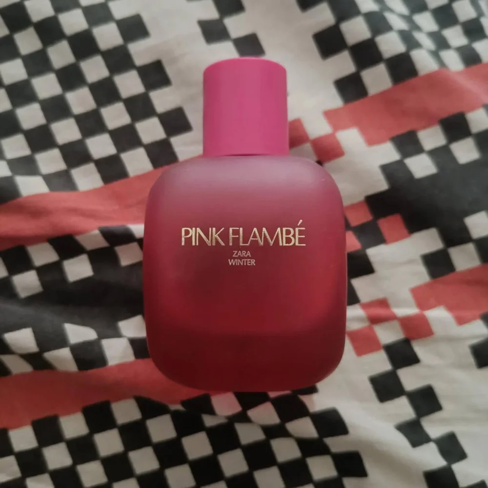 ادکلن اورجینال ZARA – رایحه 1 PINK FLAMBE